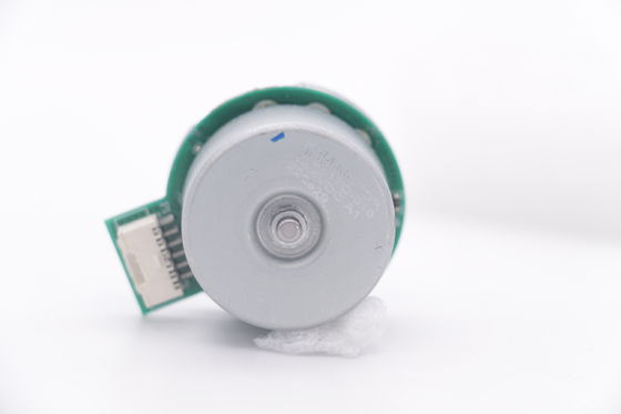 উচ্চ দক্ষতা 16.7W 17265RPM 27mm ব্রাশহীন ডিসি মোটর 18V ফ্যাসিয়াল বন্দুকের জন্য